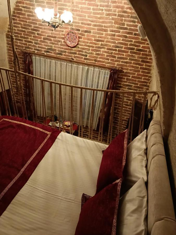 于尔居普天然洞穴旅馆住宿加早餐旅馆 外观 照片